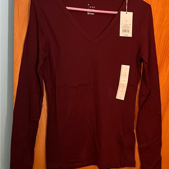 Super Soft Long Sleeve T-Shirt Size Small - Picture 1 of 5